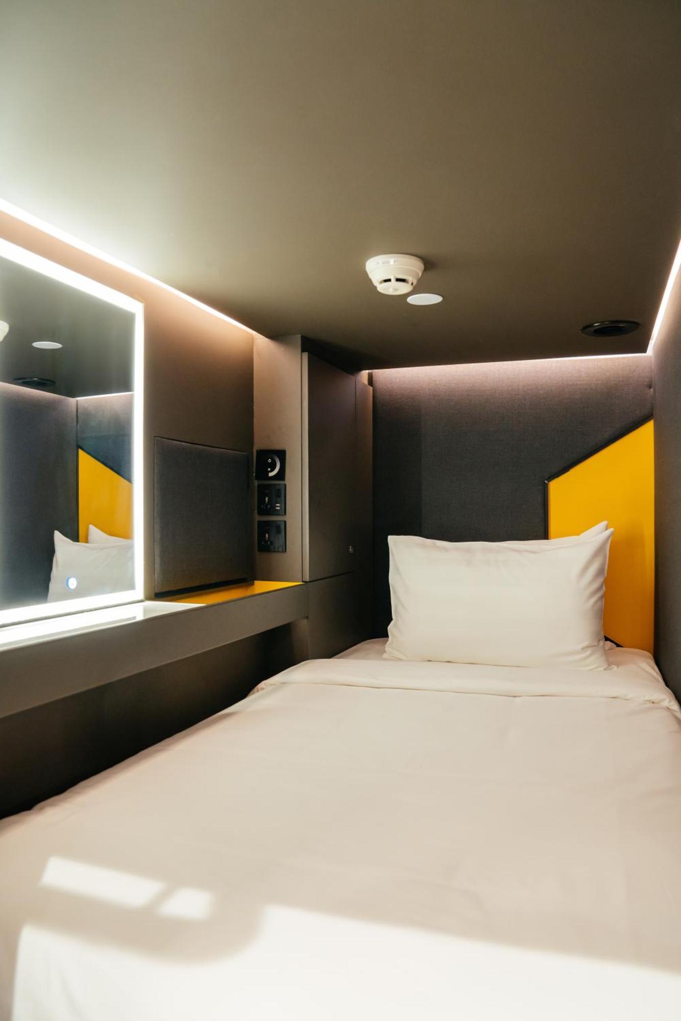 Capsule Transit Sleep Lounge Klia T1 - Landside Hotel Sepang Luaran gambar